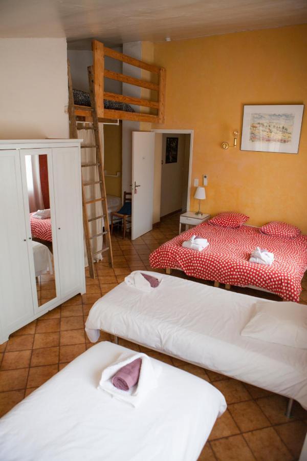 Auberge De La Vallee Saint-Jean-de-Buèges Exteriör bild